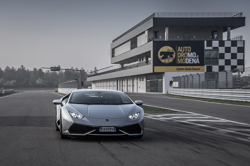 Lamborghini Huracan LP610-4 pista 15